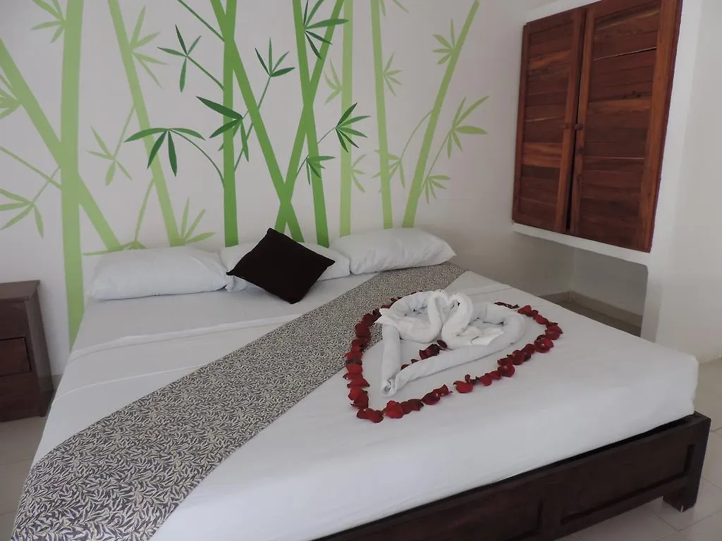 Posada Gota De Sal Tulum 2*,